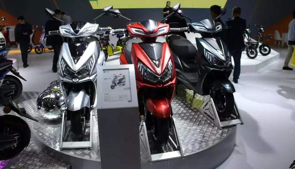 m1puyen3rz.jpg