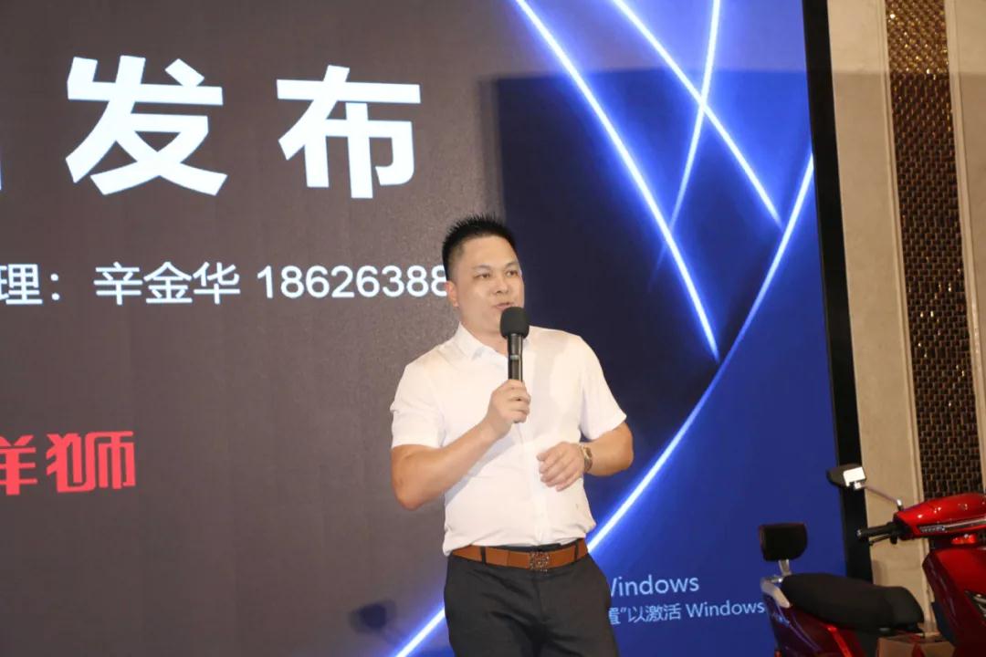 hyxqdcu71r.jpg